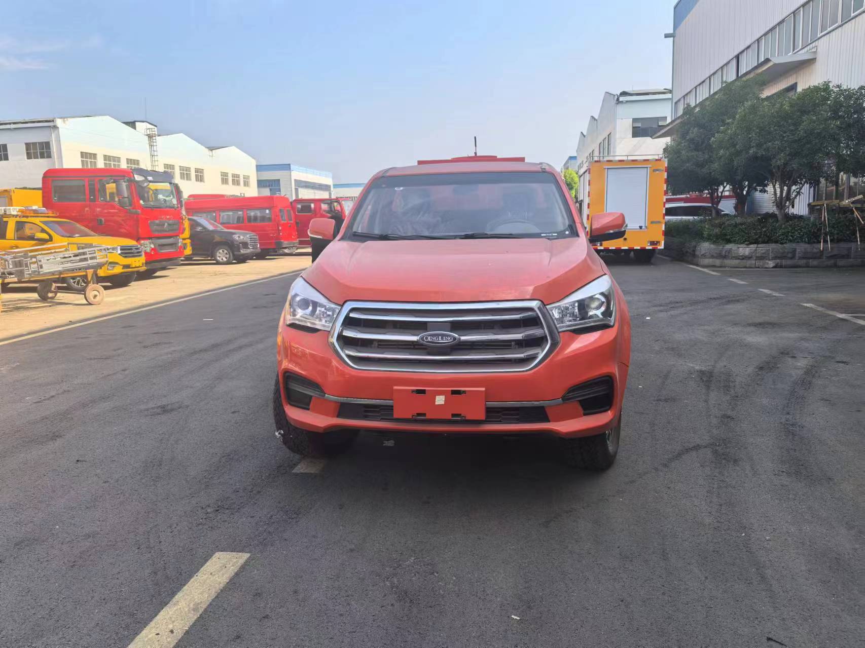 慶鈴四驅(qū)皮卡森林供水車(chē)