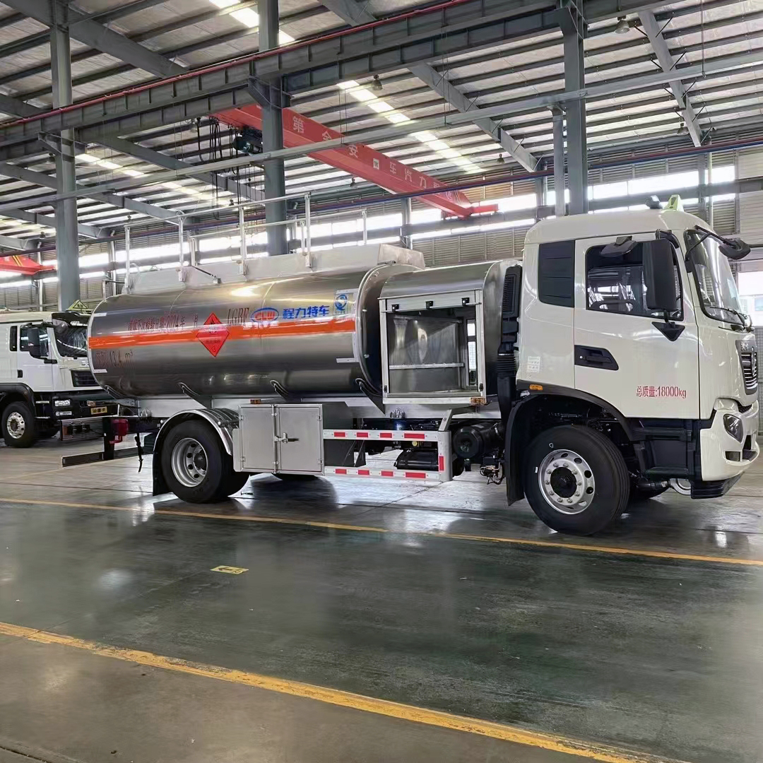 飛機(jī)加油車(chē)
